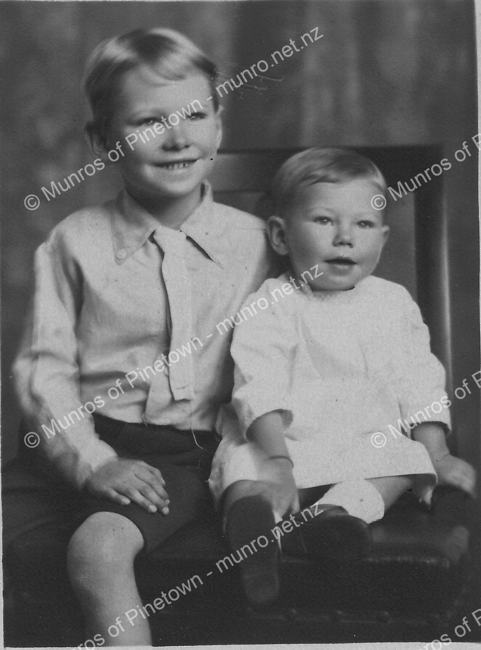 Gordon & John Munro